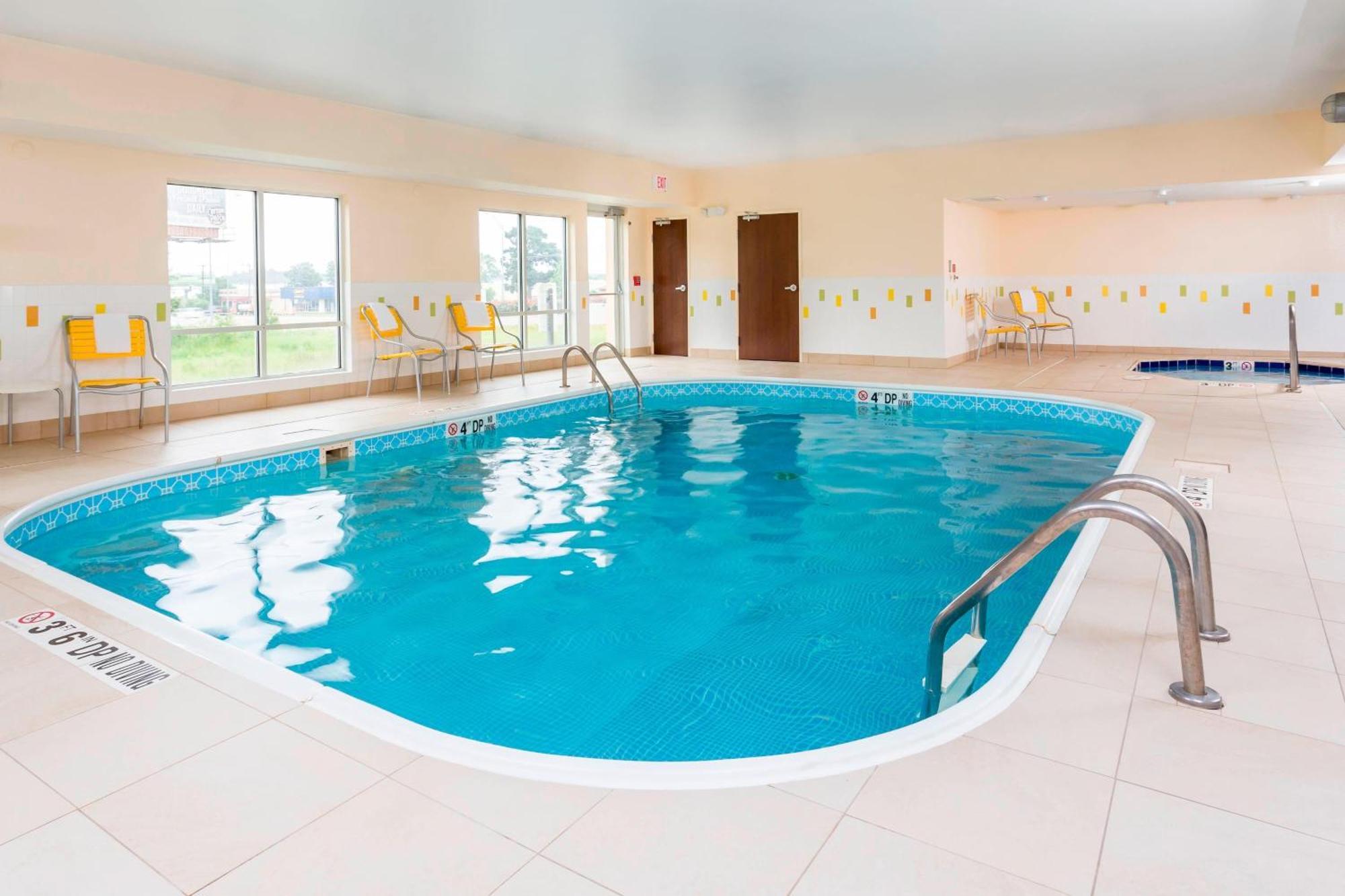 Fairfield Inn & Suites Тайлер Екстер'єр фото